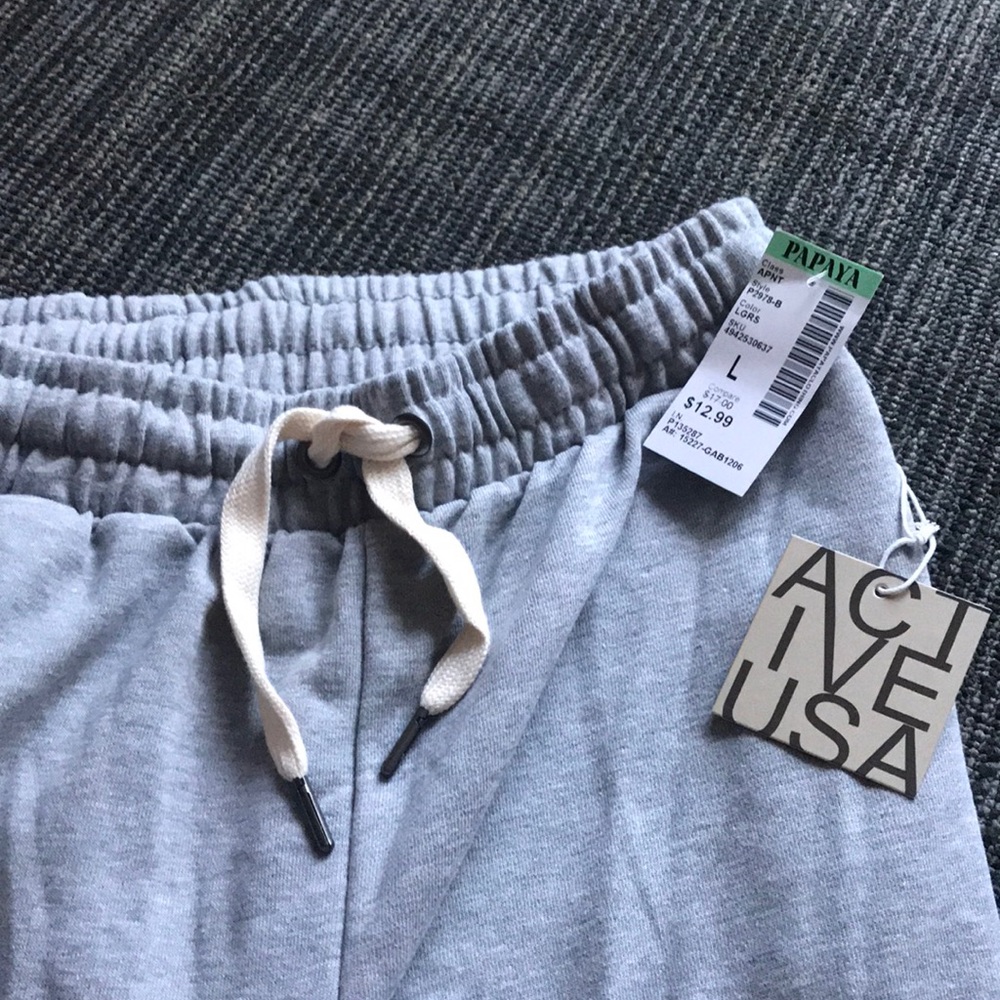 Joggers - Picture 2 of 2